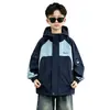Chaqueta de primavera para niño 2026 nuevo estilo parka acolchada para niño, ropa elegante, abrigo de algodón de invierno para niño