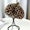 Al por mayor transfronterizo nuevo estilo de moda otoño e invierno para mujer, boina tipo calabaza femenina, sombrero casual japonés de piel sintética