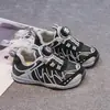 Zapatos Deportivos Infantiles 2026 Nuevo Estilo Otoño/Invierno Transpirables Suela Suave Malla con Terciopelo Superficie Zapatos Casuales para Niños y Niñas Zapatos con Cierre de Perilla