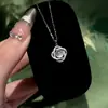 Collar Yinbei Plata de Ley S925 Flor Hielo Calcedonia Blanca Transparente para Mujer Diseño de Nicho Fresco y Dulce Cadena para Clavícula de Alta Gama