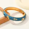 Pulsera de Elefante y Trébol de Cuatro Hojas Esmaltada tipo Macarrón, Accesorio Estilo Chino con Relieve de Goteo de Aceite, Stock Listo de Fábrica para Venta al Por Mayor Transfronteriza