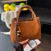 Bolso de Mano de Alta Gama, Bolso Cubo de Moda para Mujer, Bolso de Hombro Retro Simple Invierno 2025, Bolso Cruzado Elegante para el Trabajo