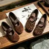 Sapatos Mary Jane de sola grossa femininos, nova coleção outono 2026, design de tira única, bico redondo, versáteis para o dia a dia