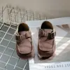 Chico con Temperamento Birkenstocks Retro Otoño 2025 Mocasines de Conducir para Niños Zapatos Individuales Pequeños de Moda para Niño Zapatos para Bebé Niña