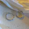 Brincos de laço de zircônia micro-cravada de nicho de luxo leve para mulheres brincos da moda de ponta que combinam com tudo para celebridade da internet