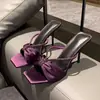 Sandálias de salto alto com laço de veludo roxo, sapatos de salto alto brilhantes e sedutores, sandálias em camadas, mule stiletto para usar ao ar livre