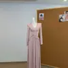 Vestido Largo Maxi Elegante Ajustado al Cuerpo con Escote en V Cruzado de Manga Larga, Cintura Entallada, Falda Amplia Plisada, Moda Adelgazante