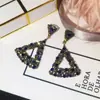 Pendientes Distintivos de Corea del Sur Pendientes Retro Europeos y Americanos de Diamantes Brillantes Pendientes Largos Triangulares Plateados Exagerados para Mujer Pendientes de Pin para Mujer