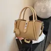 Moda Retro de Comercio Exterior Bolso Cubo Portátil Nuevo Versátil Popular Pequeño Cuadrado para Viajar Diariamente Bolso de Hombro Cruzado Casual para Mujeres