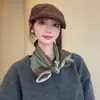 Pañuelo de Cuello Verde Menta Estilo Mambo Retro, Pañuelo Cuadrado con Ambiente de Principios de Primavera, Modelo Nuevo 2026, Accesorio de Bufanda de Alta Gama