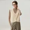 Amor hasta la médula~ Chaleco de cachemira para mujer otoño e invierno cuello en V encaje moda temperamento suéter de punto casual sin mangas