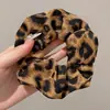 Ligas para el cabello estilo coreano, ligeras, con estampado de leopardo, elásticos para el cabello retro extragrandes, bandas elásticas para el cabello muy elásticas, scrunchies de moda para mujer