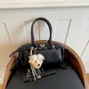 Elegante bolso tipo almohada nuevo para mujer Otoño 2026, bolso de mano al hombro, bolso cruzado Boston relajado para el día a día