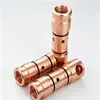 A válvula de três vias possui câmaras internas usinadas com precisão e pode ser equipada com componentes de vedação resistentes ao desgaste para fácil instalação.