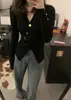 Atacado de fábrica outono e inverno emagrecedor versátil suéter gola V cruzado slim feminino de manga comprida suéter slim fit top interno
