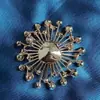 Broche alta qualidade nicho vazado alta qualidade corsage cravejado Shijia Crystal acessórios de pino para terno feminino casaco roupas