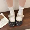 Zapatos de mujer de invierno estilo Mary Jane, planos, de piel sintética, con estampado de lunares, corte bajo, cálidos, con felpa interior, suela suave, estilo retro, nuevos 2026, de algodón