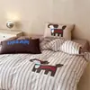 Conjunto de cama de quatro peças, espesso, 100% algodão, escovado, com 60 peças, apresentando um padrão floral francês vintage de algodão puro, adequado para outono e inverno
