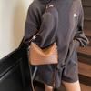 Bolsa de Mão Única Tecida para Mulheres, Novo Modelo 2025, Bolsa Saco Versátil de Alta Qualidade para o Dia a Dia, Bolsa de Ombro e Transversal