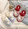 Chinelos de algodão macios e fofos Sanrio originais Hello Kitty para mulheres, nova coleção outono/inverno 2026, chinelos fofos e estilosos