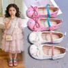 Zapatos Infantiles Redondos Antideslizantes Resistentes al Desgaste de Moda Elegantes 2026 Nuevo Estilo Zapatos de Princesa para Niñas Zapatos de Piel Suela Suave