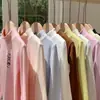 Camiseta básica de alta calidad para niños para otoño e invierno, linda camiseta básica estampada de dibujos animados engrosada de terciopelo de proteína con cuello medio alto