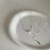 Collar Pequeño y Delicado en Forma de Corazón para Mujer, Cadena Exquisita Geométrica Deslizante Ajustable para Suéter, Cadena para el Cuello de Diseño de Nicho Estilo Ins