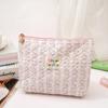 Nueva Bolsa Cosmética Floral Pequeña Gran Capacidad Sentido de Alta Gama Conveniente Acolchada Algodón Flor Ins Nueva Bolsa de Almacenamiento Cosmético