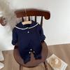 Roupas de Bebê Outono e Inverno 2026 Novo Estilo Macacão de Tricô com Gola Azul Marinho para Meninos e Meninas, Macacão Infantil para Uso ao Ar Livre