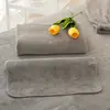Toalha de salão de beleza conjunto de três peças toalha de banho fronha lençol capa de cama pano para cuidados com a pele touca para a cabeça absorvente logotipo