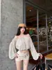 Camisa vintage de lunares estilo francés sin hombros y manga larga para mujer, blusa off-shoulder de moda única y chic para otoño