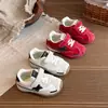 Zapatillas deportivas para niños, nueva colección primavera/otoño 2026, zapatillas casuales unisex para niños y niñas, zapatillas de running transpirables para niñas, zapatillas de entrenamiento estilo alemán para estudiantes