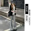 Calça flare de yoga cinza para mulheres, novo modelo primavera e outono 2026, cintura baixa, modeladora, casual, ideal para baixinhas, calça esportiva fitness