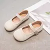 Zapatos para Niña Zapatos de Piel 2024 Primavera y Otoño Estilo Nuevo Zapatos Infantiles Suela Suave Zapatos de Princesa Niña Pequeña Celebridad de Internet Antideslizantes Modernos Zapatos de un Solo Color
