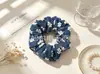 Scrunchies de Tela Estilo Vintage al por Mayor, Cintas para el Cabello Coreanas con Bordado Floral a Cuadros, Suministro para Tiendas de Accesorios, Directo de Fábrica