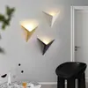 Lámpara de Pared de Hierro Estilo Molino de Viento de Lujo Ligero Nórdico, Simple y Única, Iluminación Decorativa Moderna para Comedor, Sala de Estar, Dormitorio y Estudio