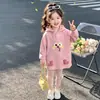 Traje de Niña Otoño 2026 Nuevo Elegante Infantil Bebé Muy Bonito Sudadera de Manga Larga Conjunto de Dos Piezas Niña Bebé Primavera