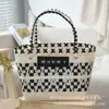 Bolso de Hombro Tejido a Mano con Patrón, Moderno y Versátil, Bolso Creativo para Mujer, Combinación de Colores Blanco y Negro, Bolso Sencillo de Contraste de Color para Vacaciones