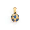 2026 Popular Collar de Fútbol Estilo Deportivo Acero Inoxidable Colgante de Fútbol Esmalte de Colores Chapado en Oro de 18K Resistente al Agua Conserva el Color