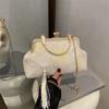 Bolsa de Concha Popular deste Ano 2025 Nova Bolsa de Corrente Bolsa Personalizada Estilo Étnico Flor Única Ombro Cruzado para Mulheres