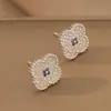 Colar de Trevo de Quatro Folhas Cravejado com Zircônia Popular Transfronteiriço, Corrente de Clavícula e Brincos de Moda de Verão Feminina de Luxo Leve de Nicho, Não Desbota
