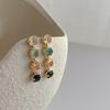 Aretes Vintage de Diamante de Color en Contraste Cuadrados con Destello de Zirconio Franceses de Temperamento Simple y Suave Viento Frío Nicho Estilo Hong Kong Aretes de Botón