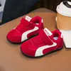Zapatos Infantiles 2025 Otoño Nuevo Estilo Tenis de Malla Transpirable para Niños Zapatos para Caminar de Suela Suave para Niñas Estilo Coreano Versátiles para Primavera y Otoño