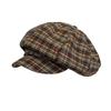 Sombrero octogonal de nubes de gran tamaño con cuadros rojos para mujer, estilo retro británico, versátil, de pintor, con cara visible, pequeño, para vendedor de periódicos.