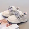 Zapatos Casuales Versátiles de Moda para Niñas 2026 Verano Otoño Nuevos Zapatos Blancos de Suela Suave para Niños Medianos y Grandes Zapatos Individuales con Moño