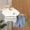 Traje de Niño de Manga Corta Estilo Coreano para Niños 2025 Nuevo Traje de Bebé de Verano con Solapas para Montar a Caballo de Manga Corta para Bebé Moderno