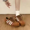 Zapatillas de entrenamiento alemanas de dos tonos que aumentan la altura para mujer, nuevo modelo de otoño 2026, ligeras, versátiles, con cordones, deportivas casual, zapatillas blancas