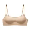 Mismo Producto Douyin Sujetador de Tirantes Finos con Escote Bajo Base Líquida Ropa Interior Sin Costuras para Mujer Taza Fina Push-up Sin Aros Escote Bajo Ropa Interior