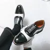Zapatos de Hombre Brogue de Cuero Tallado Otoño Nuevo Retro Británico Casual Zapatos de Cuero Empalmado Transfronterizos Talla Grande 46 Zapatos de Hombre