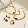 Set de Collar para Mujer Estilo Nuevo Europeo y Americano Pendientes con Diseño Geométrico Cuadrado Incrustado de Pedrería Joyería Versátil de Alta Gama Set de 4 Piezas